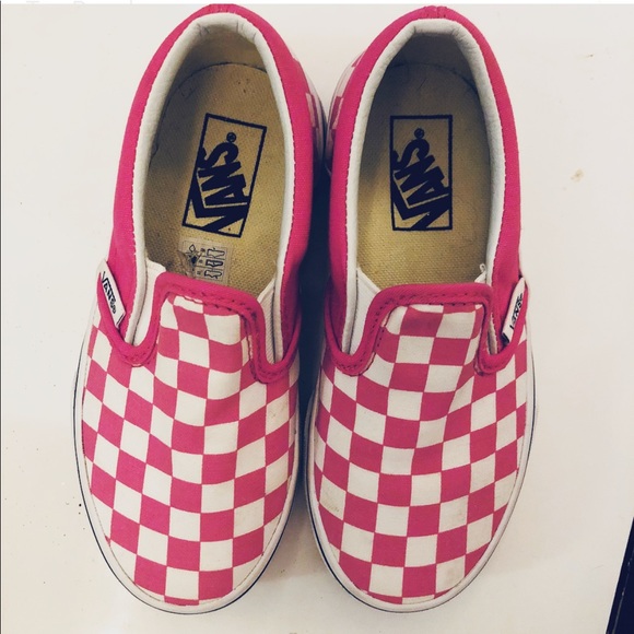 girls pink checkerboard vans